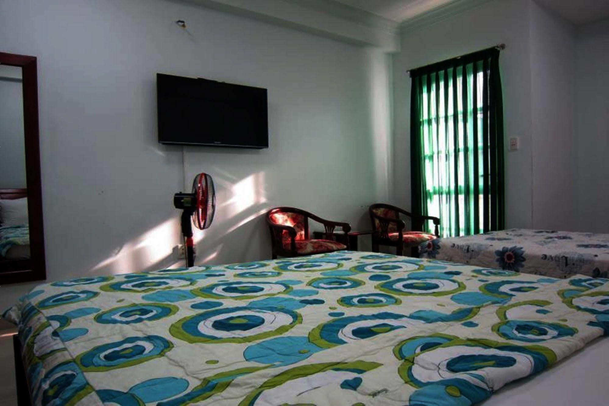 Quy Thanh Hotel Ho Chi Minh City Bagian luar foto