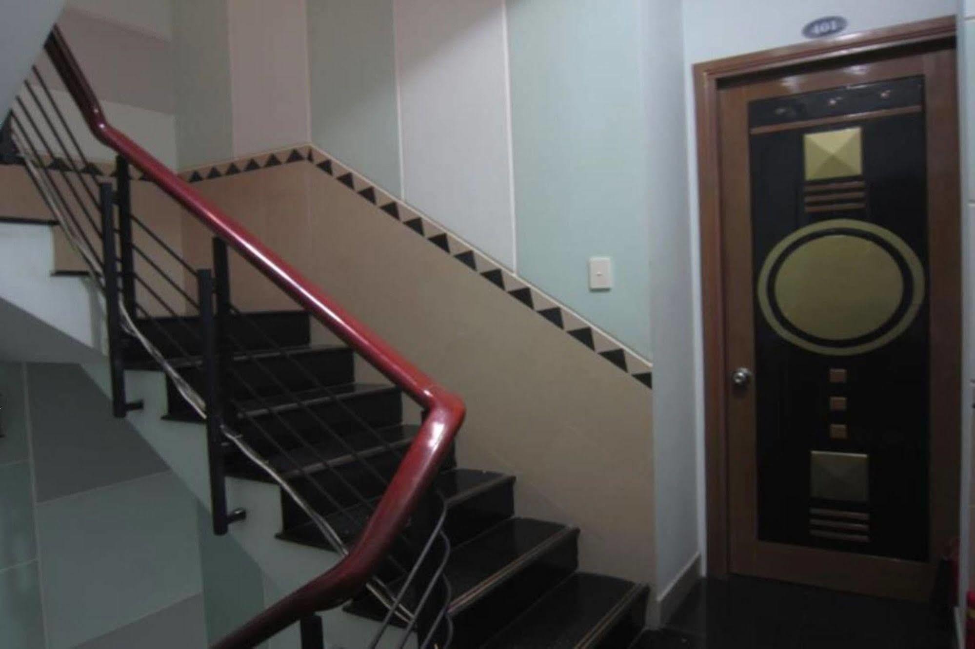 Quy Thanh Hotel Ho Chi Minh City Bagian luar foto